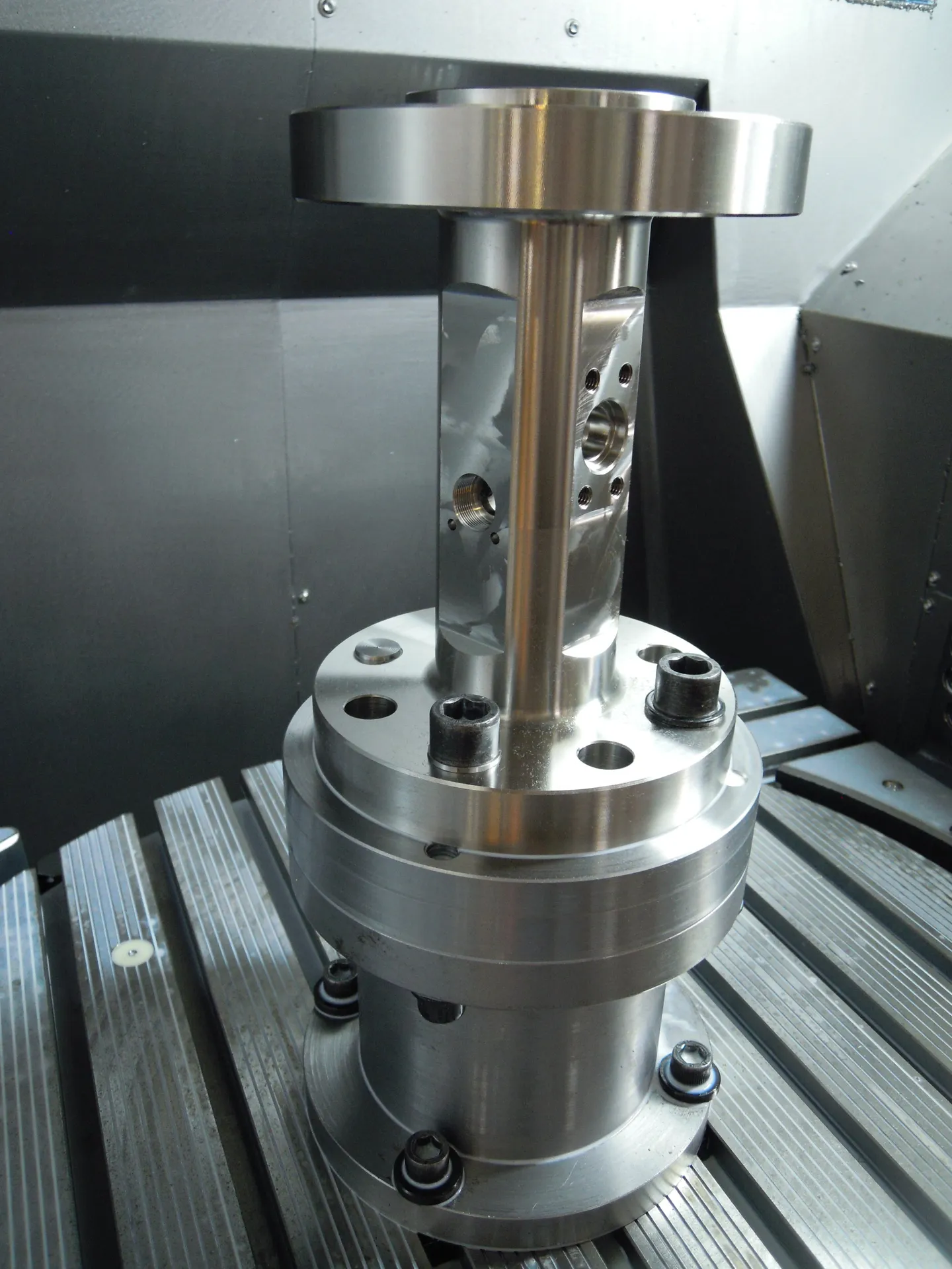 Body valve