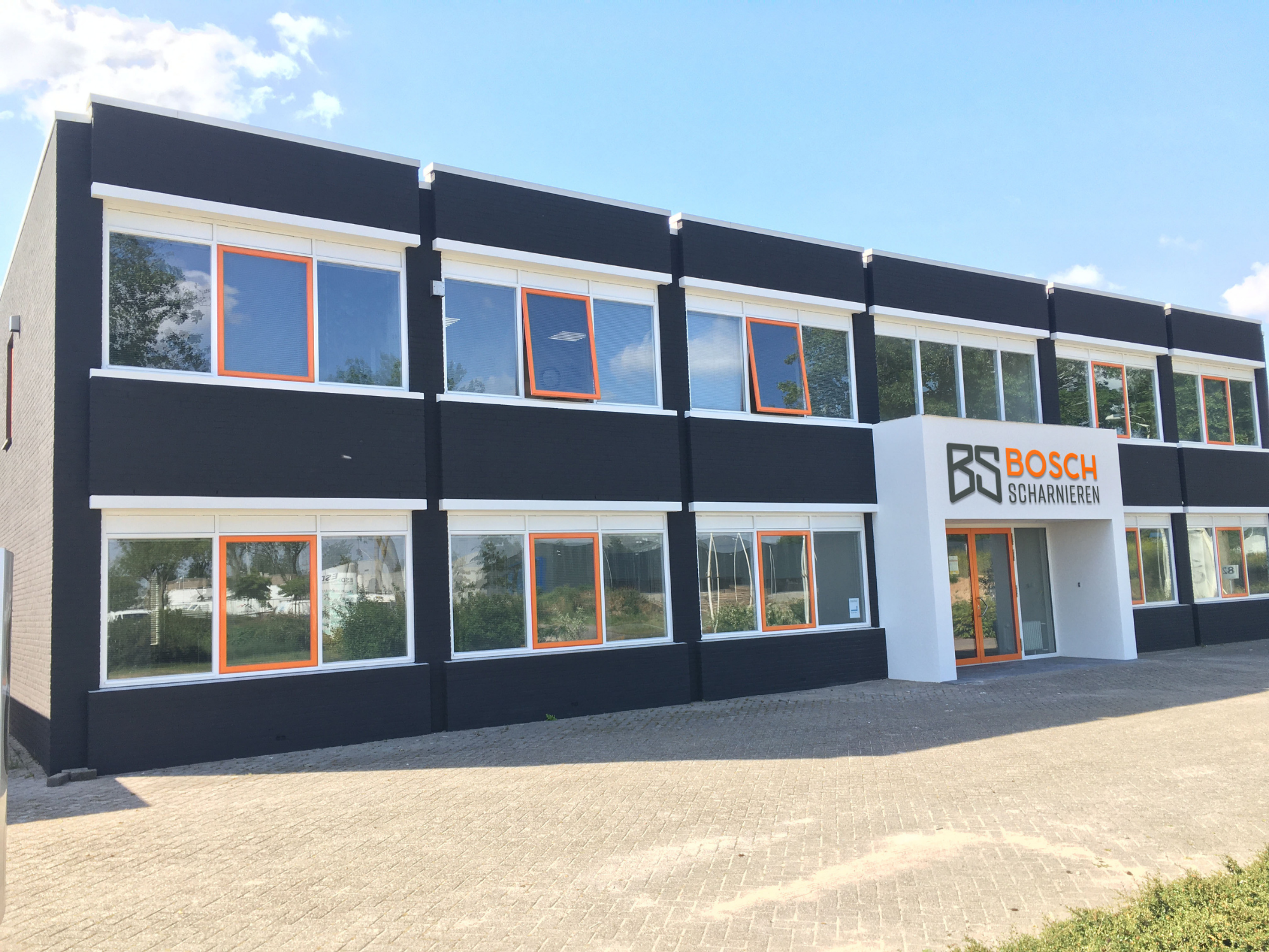 Wilkommen bei BOSCH Scharniere!