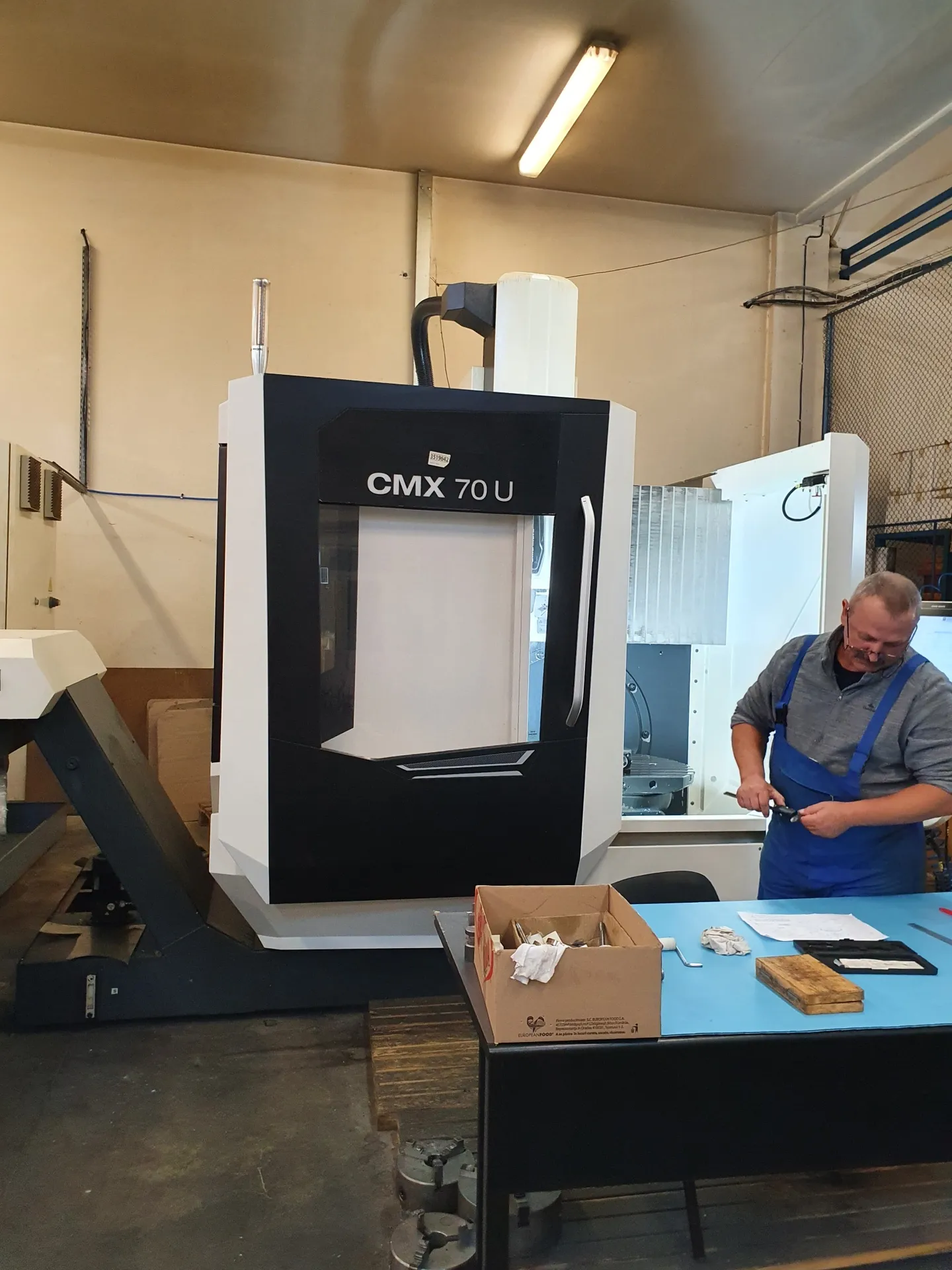 CMX70U