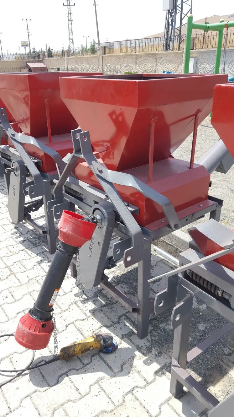 Feed Grinding Machine