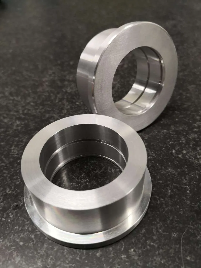 Bearing cap