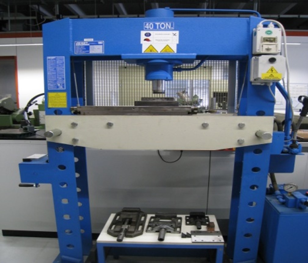 Hydraulikpresse: OMCN 40 Ton.