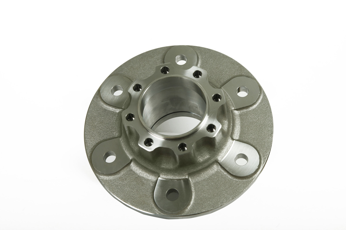 WHEEL HUB