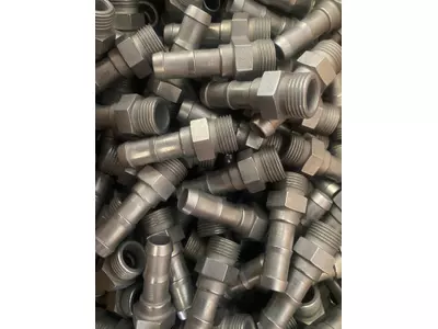 Raccordo per passaggio olio