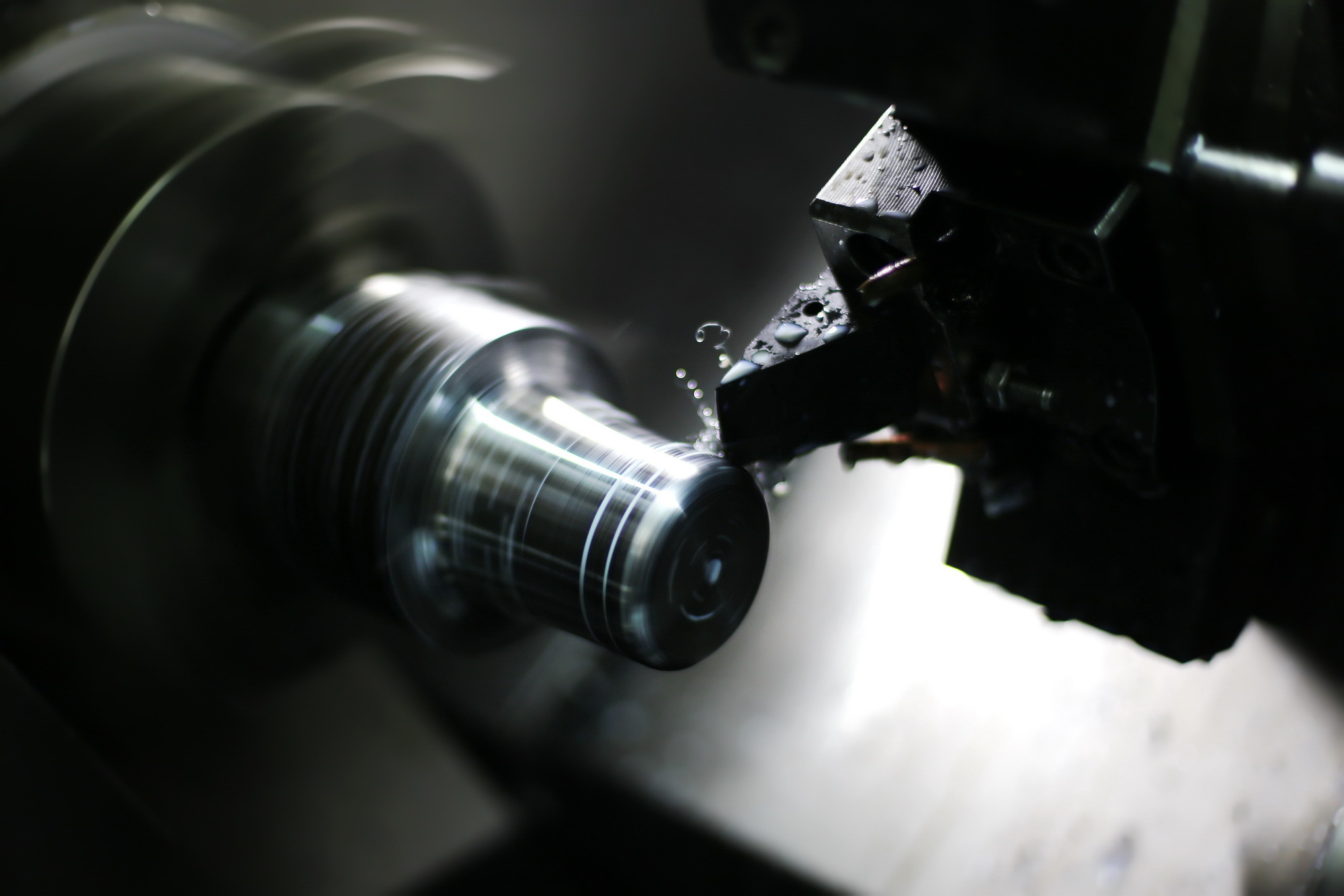 Tool for stamping aluminum pipes