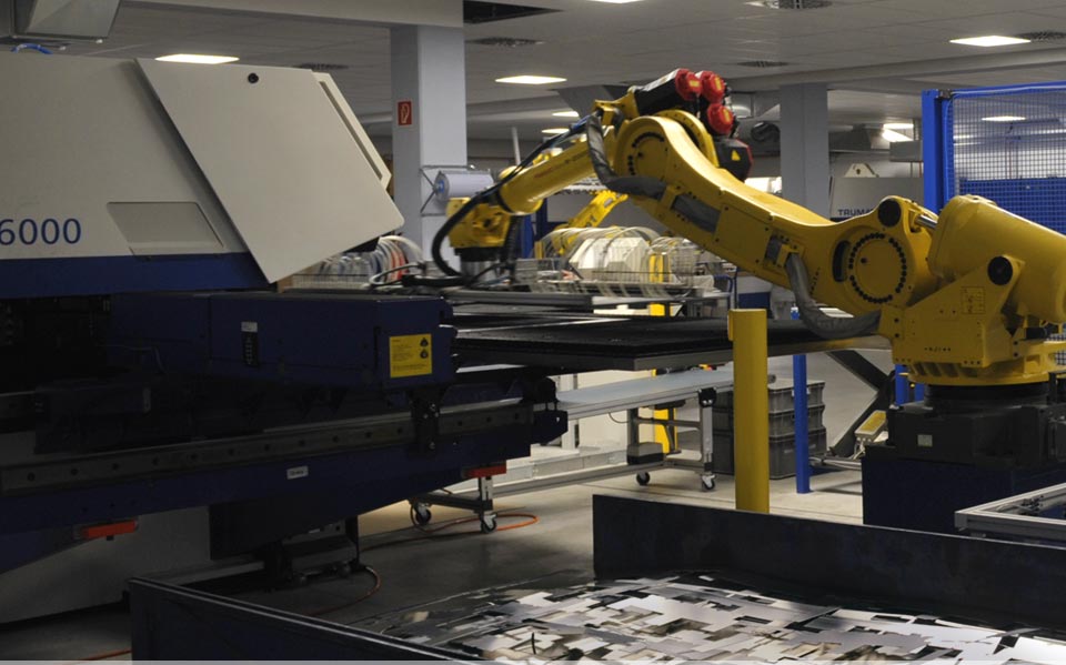 Automatisierte CNC-Bearbeitung