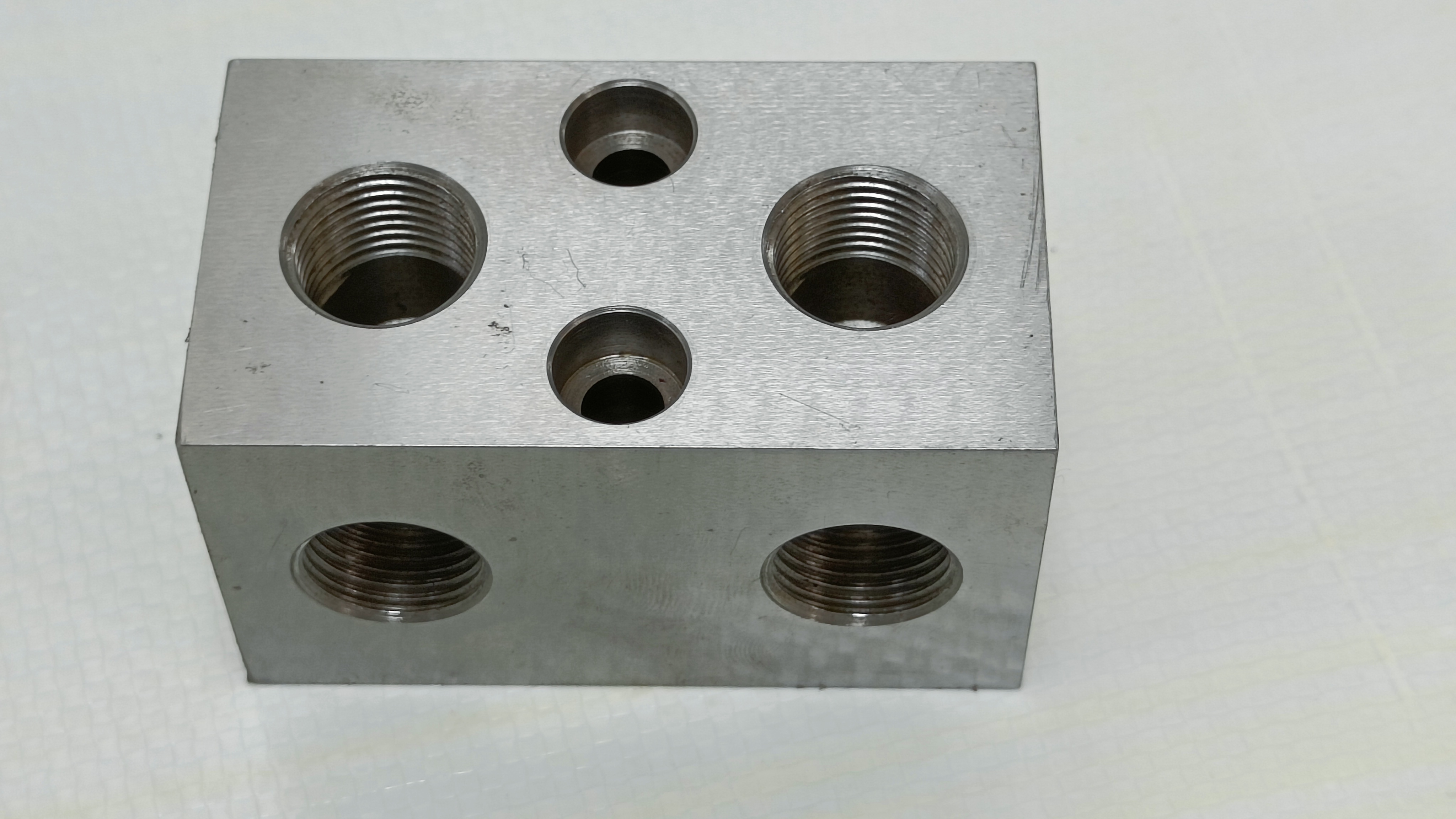 Hydrolic Line Block