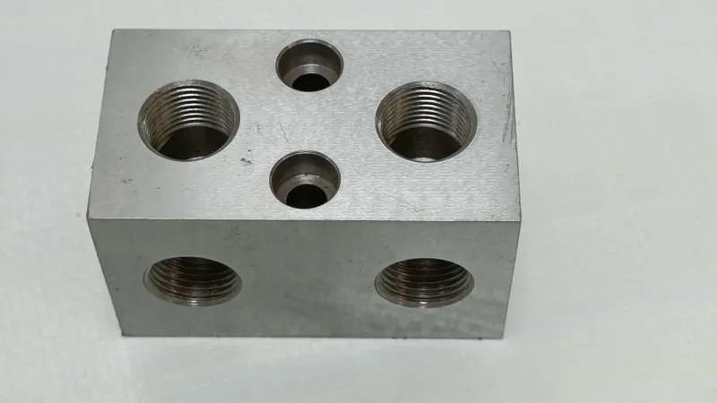 Hydrolic Line Block