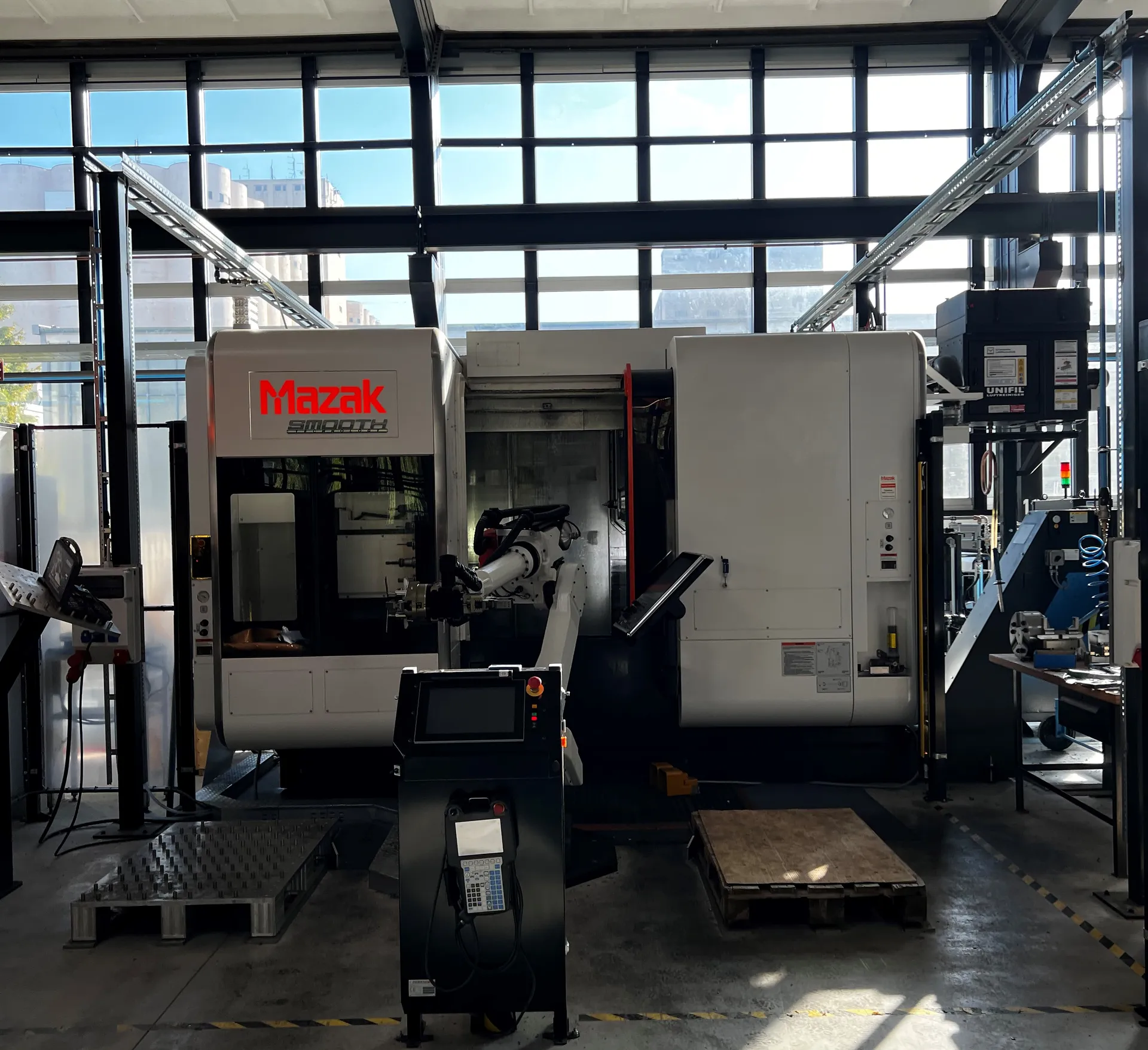 Integrex I200s - 1000 mit Robojob