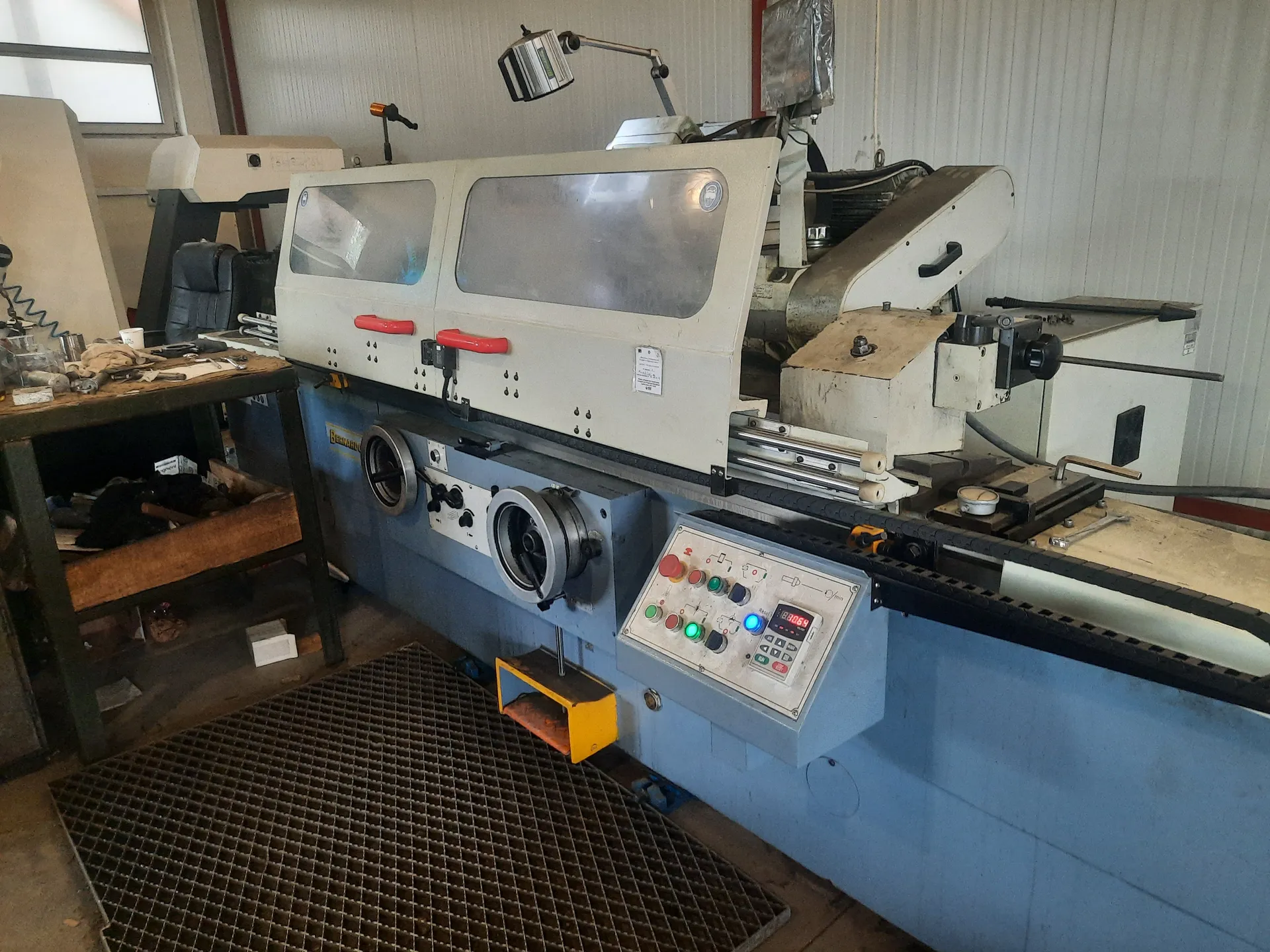 URS 1500N