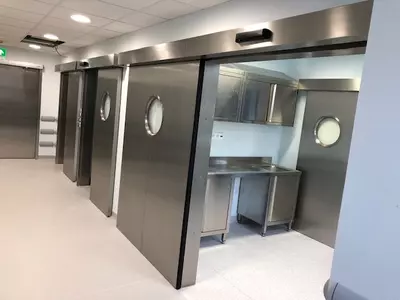 Krankenhausen Schiebertüre