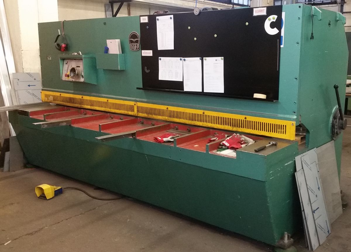 DLB6/3050  Scheremaschine