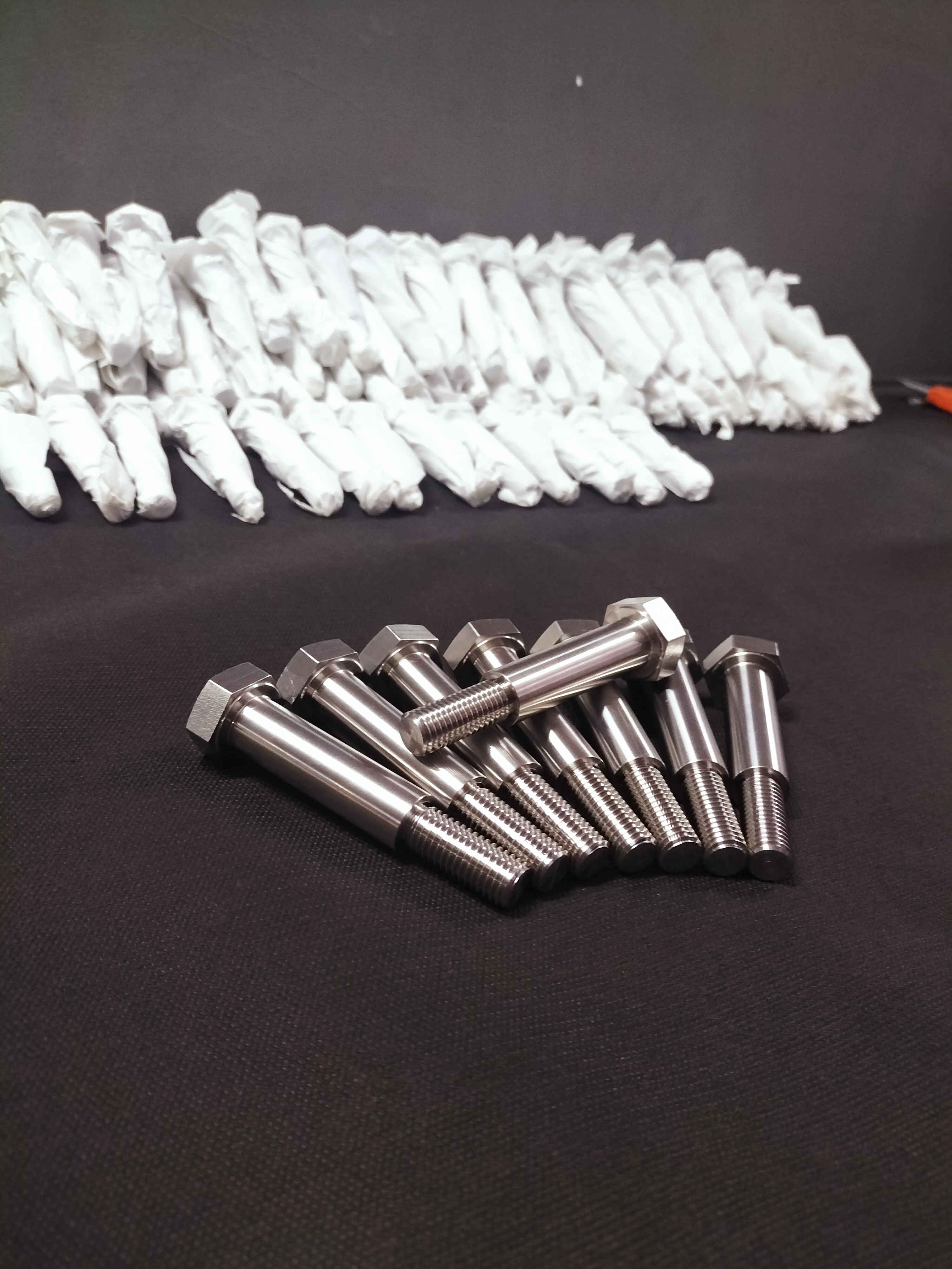 M12 SCREW