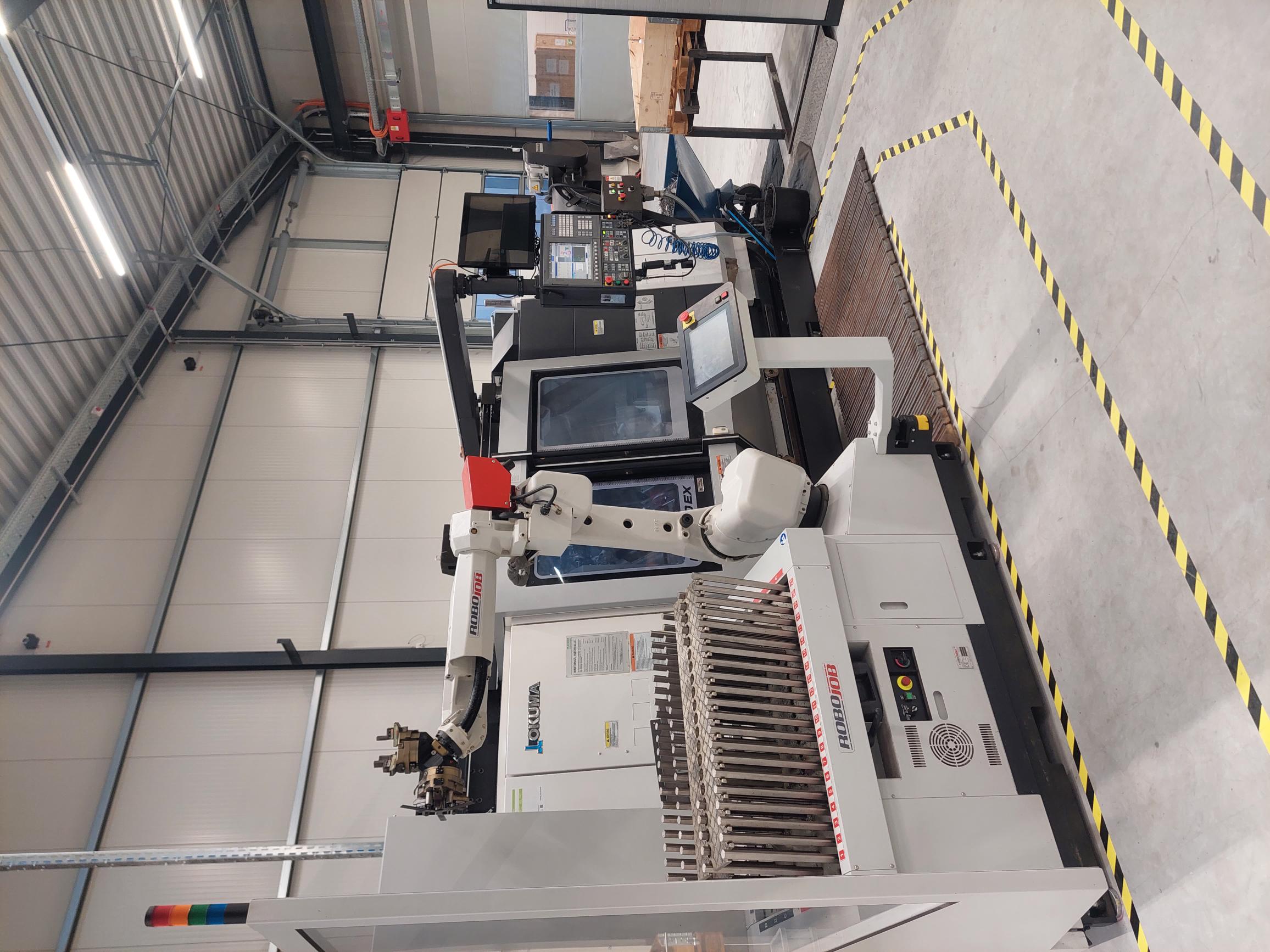 Okuma LU3000 mit Robojob