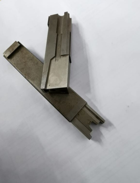 Injection mold insert