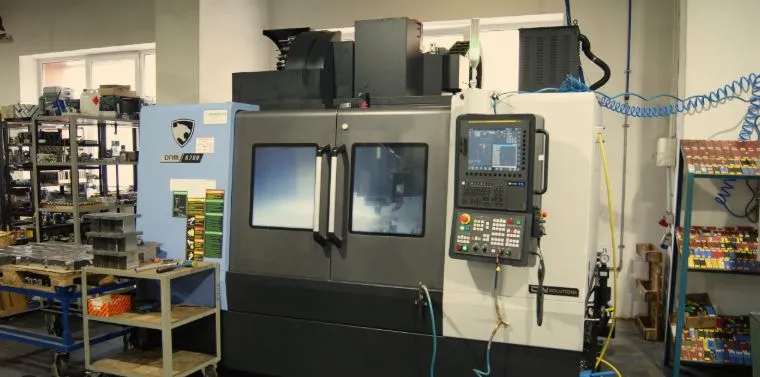 DNM 6700 + 4th axis
