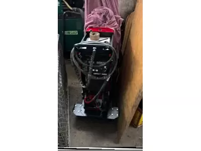 saldatrice lincoln tig