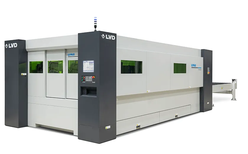 Laser cutting machine
