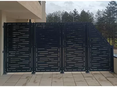 Fences for gardeners and backyards made of steel box profiles and hot-rolled sheet whose contour is cut on a laser. The fence is sandblasted and coated.