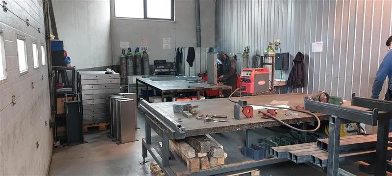 Welding machine