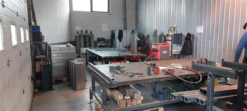 Welding machine