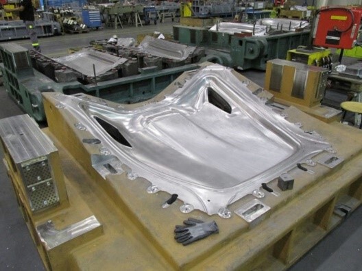 Tiefziehwerkzeug