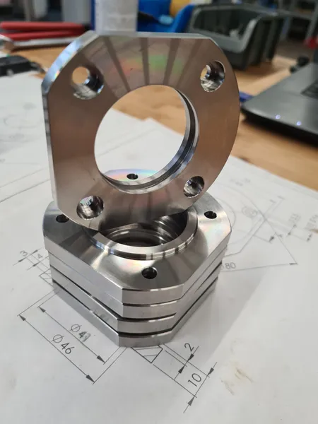 Hydraulik Flansch