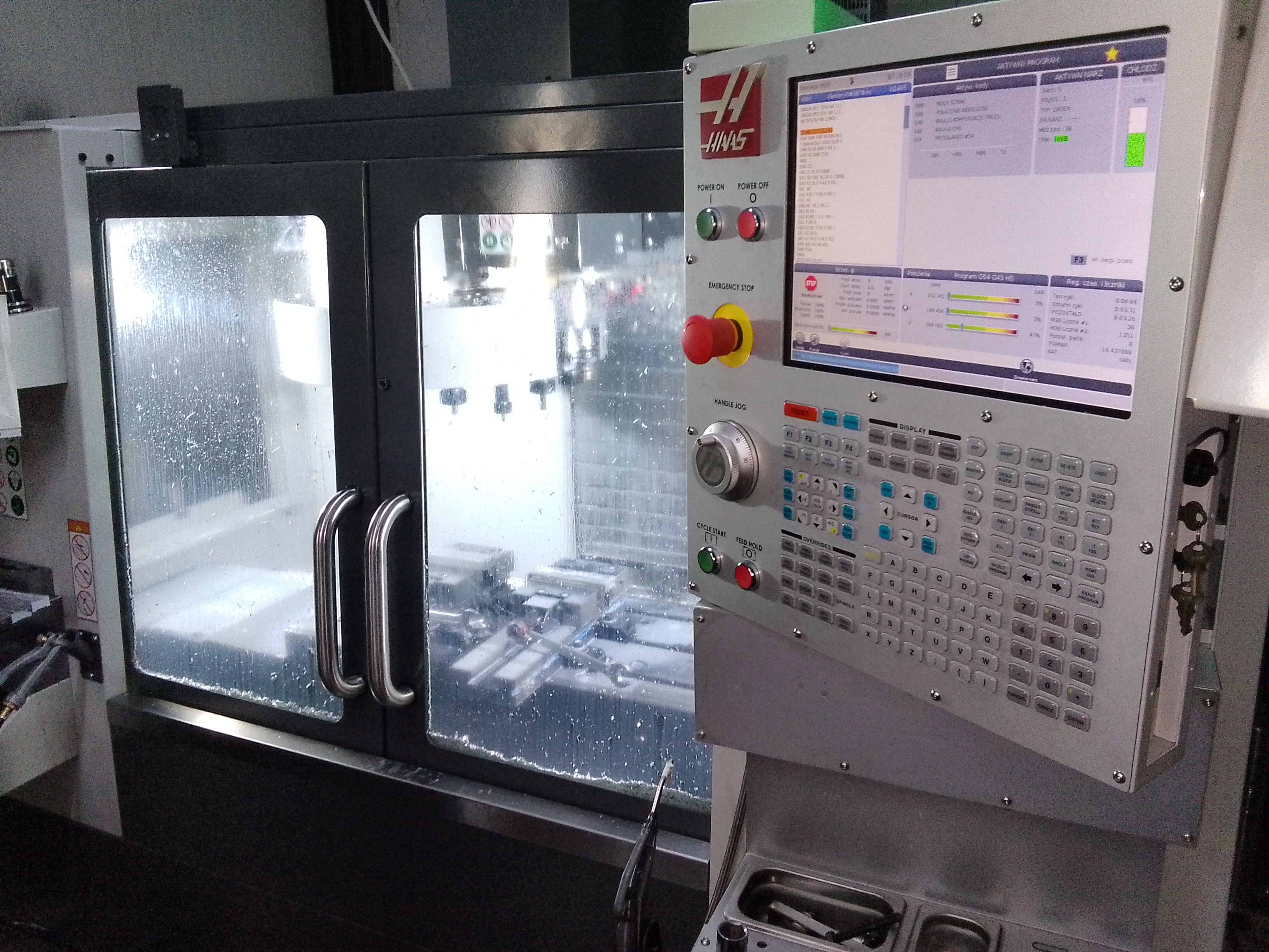 Haas VF-2