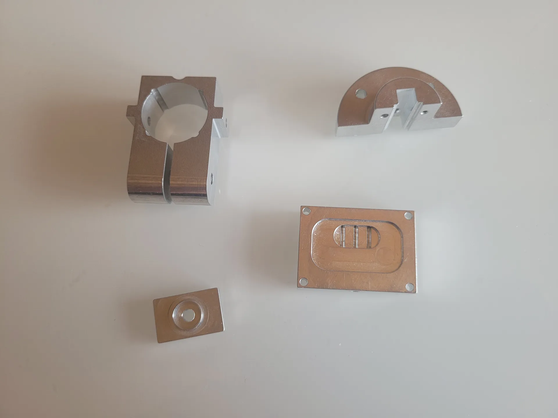 verschiedene Aluminiumteile