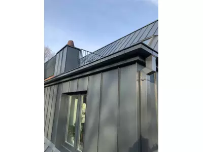 Dachrand und Fassadenprofile