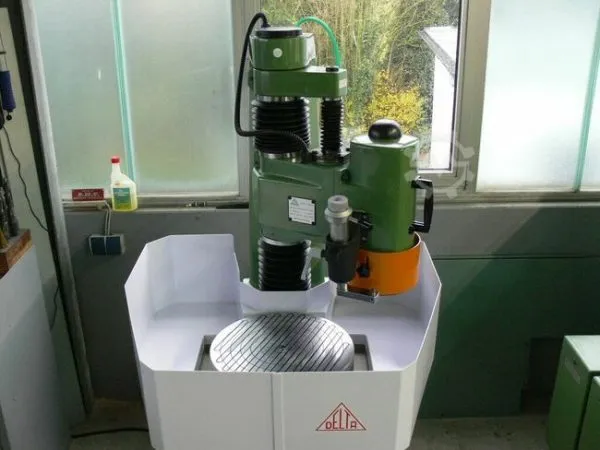 DELTA LC-400