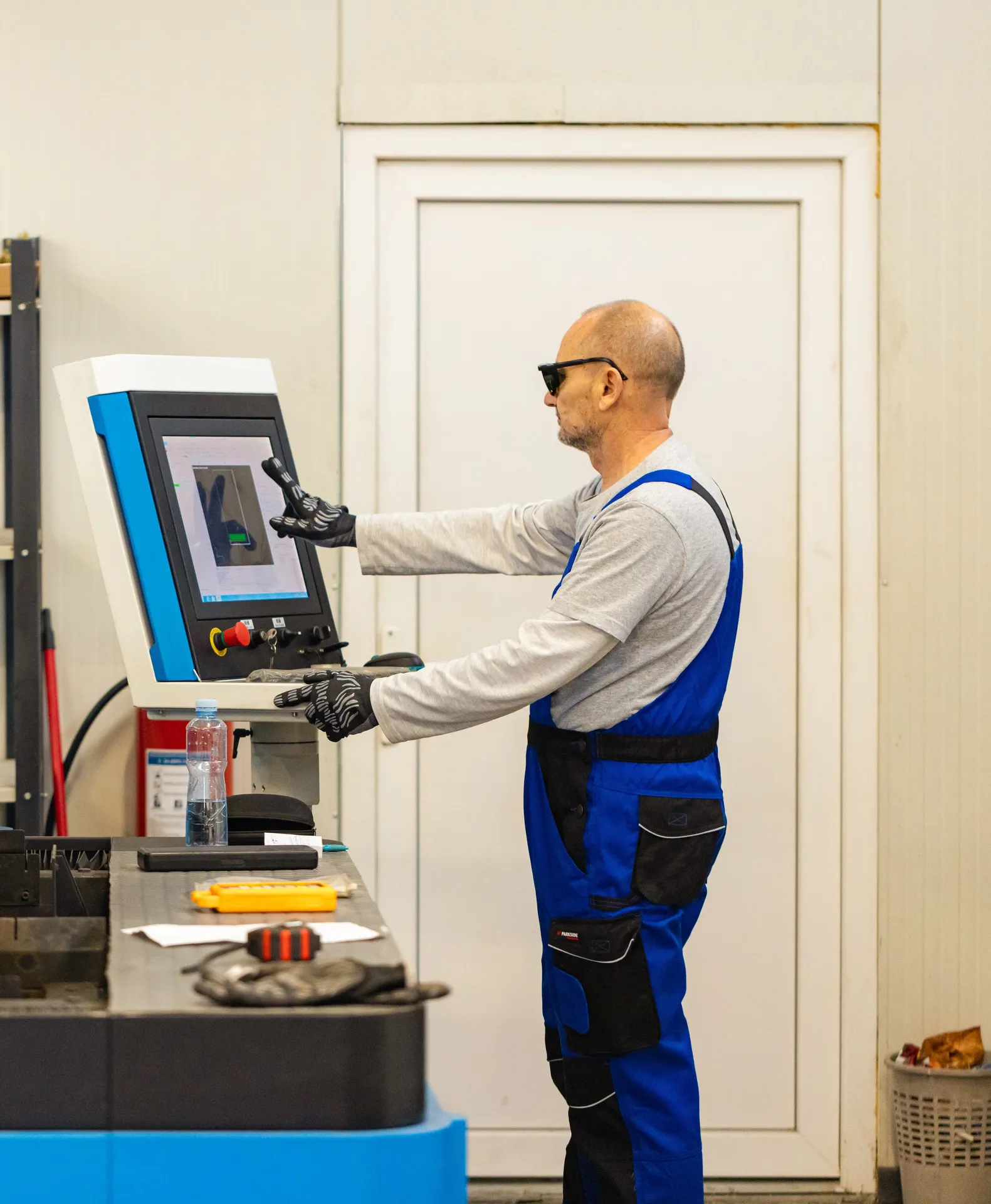 Fiber laser