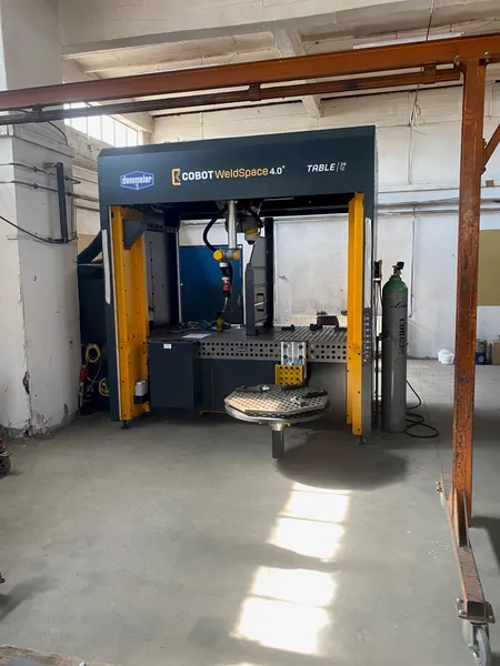 Cobot Weldspace 4,4