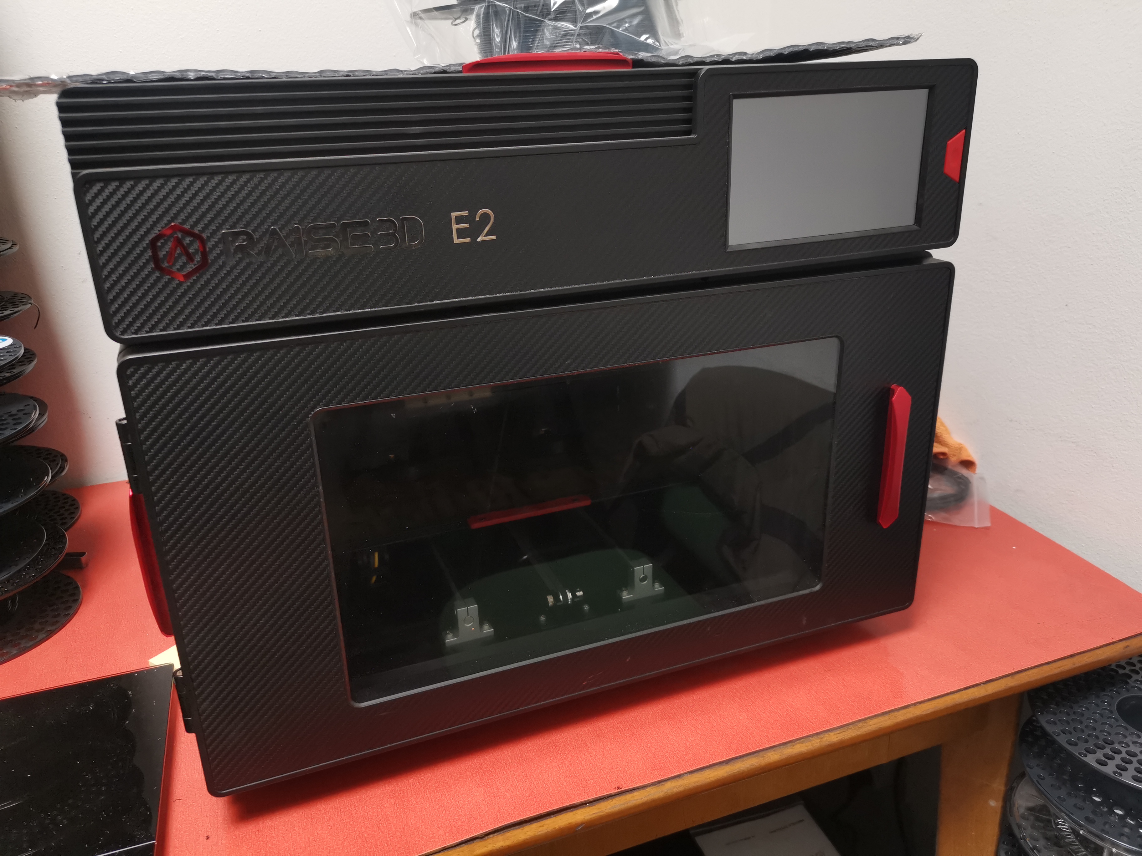 E2