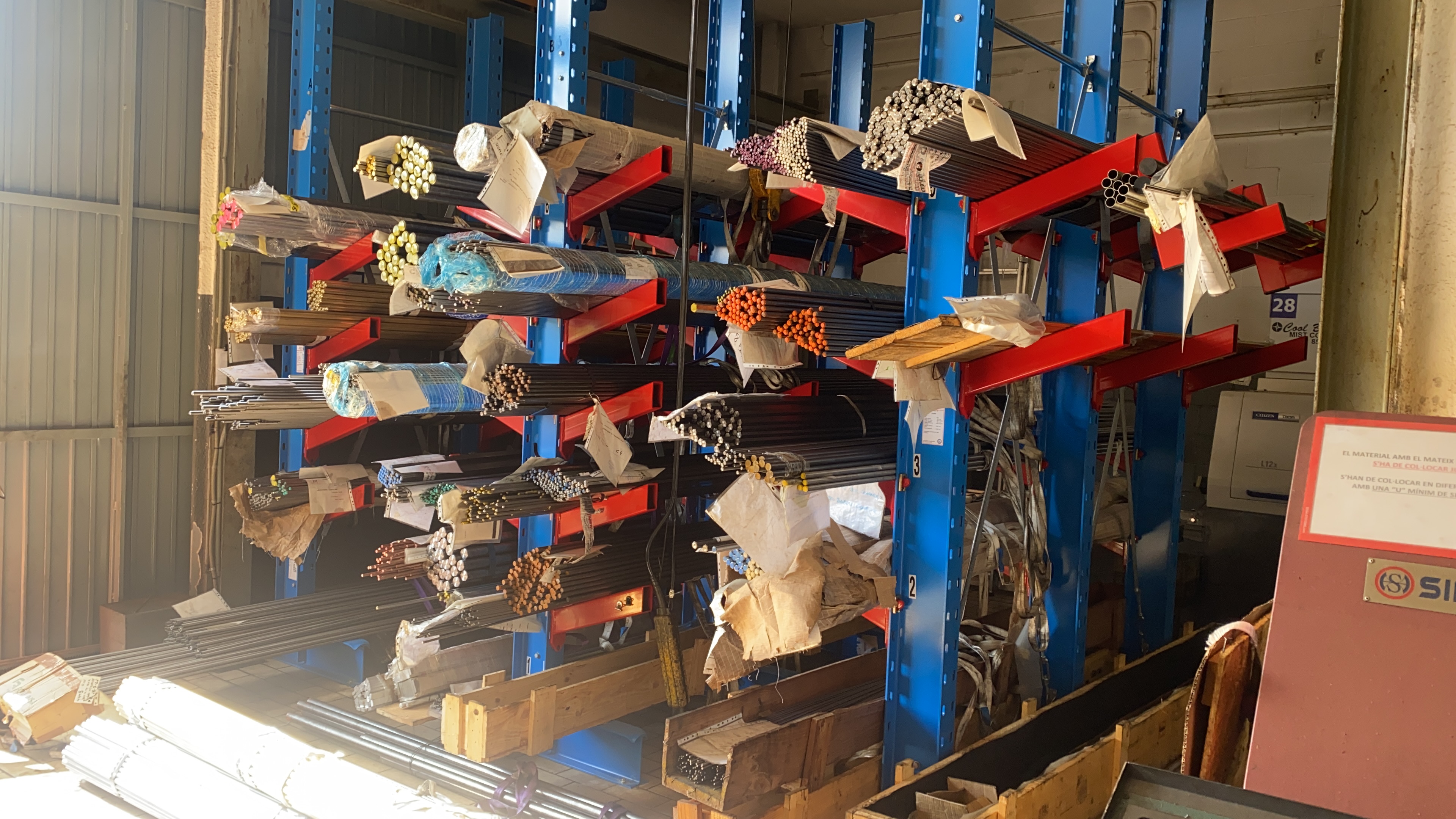 Materials warehouse