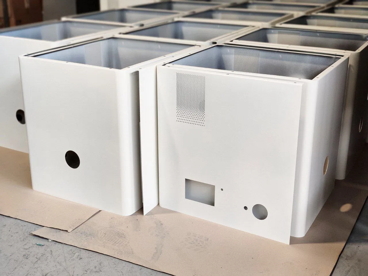 IT metal components