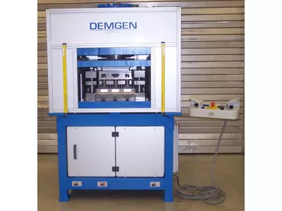 Hydraulische Presse inkl. Schnittwerkzeug