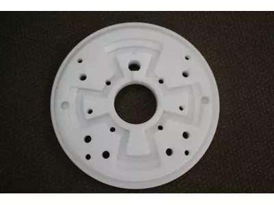 Teileaufnahme ECM Entgratung Automotiv