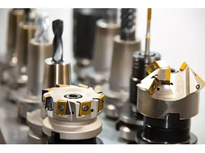 Fräsen-Drehen-Erodieren-Schleifen