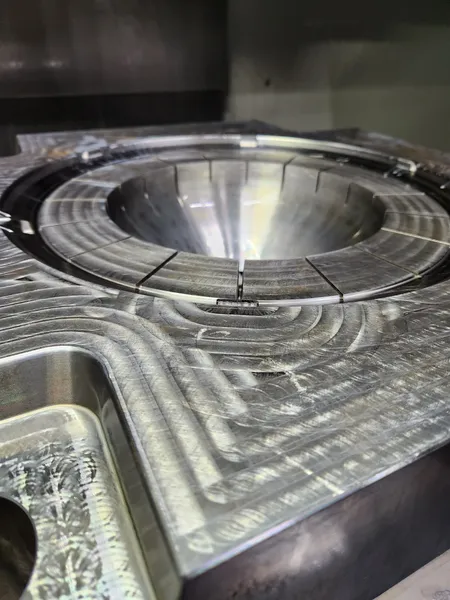 INDUSTRIAL FEEDER