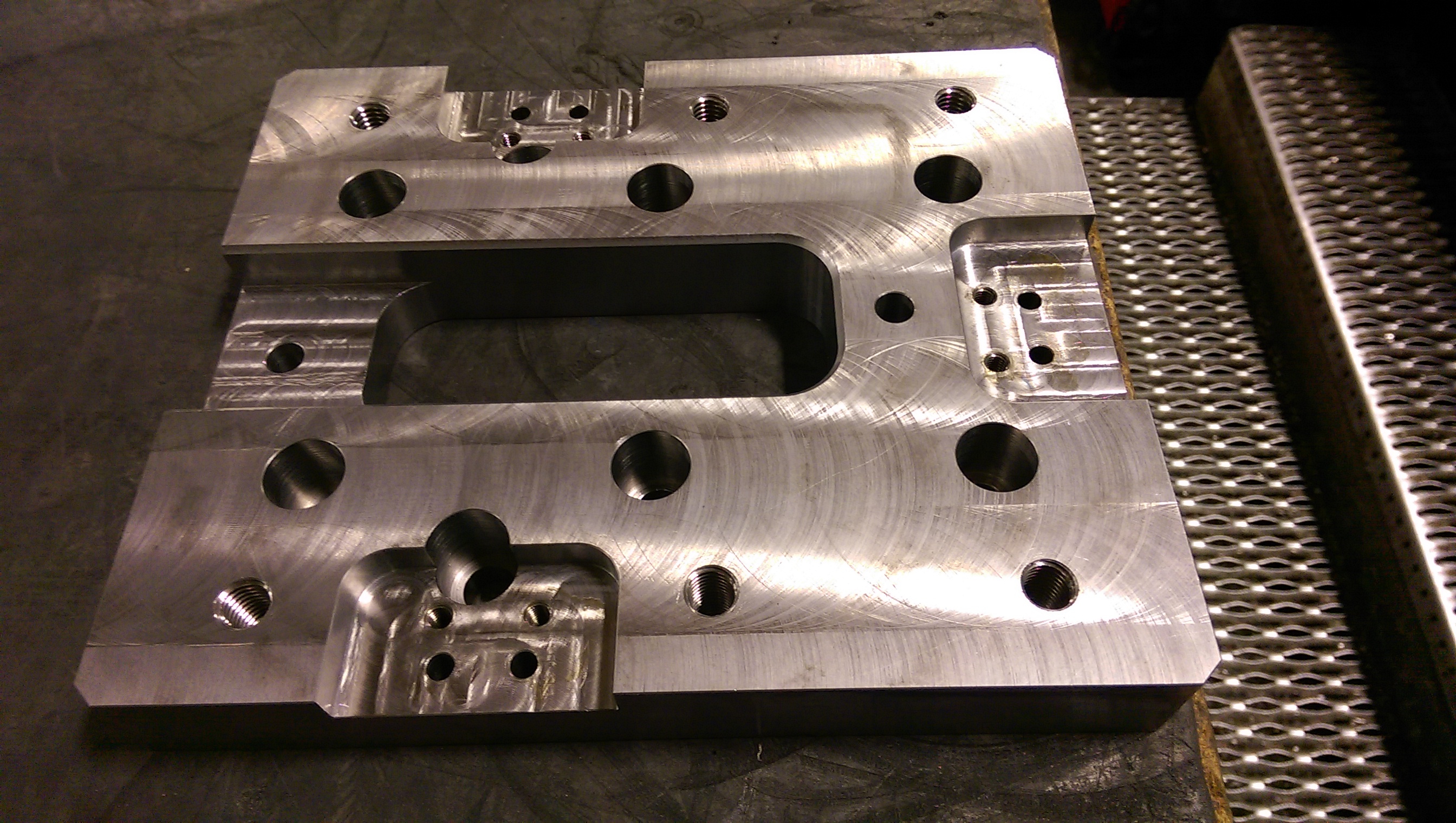 Side plate