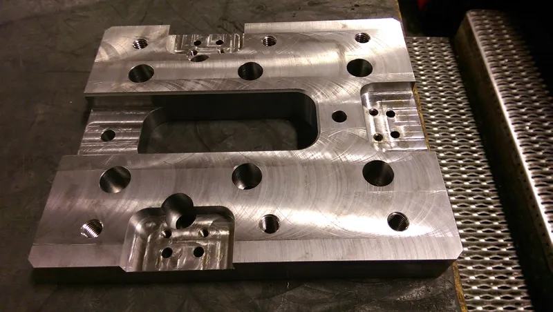 Side plate
