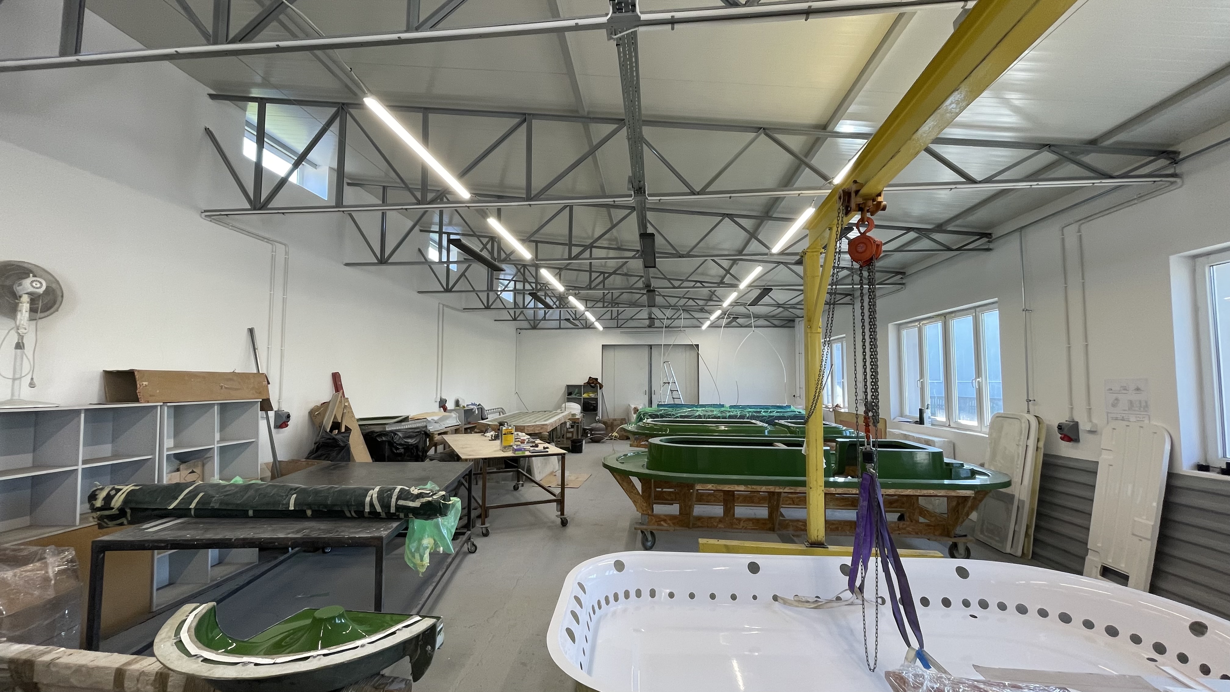 Laminate Center