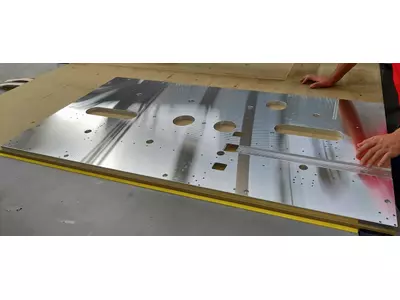 Tool base plate