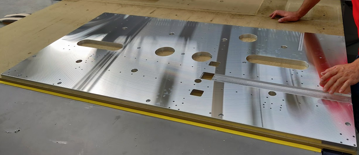 Tool base plate