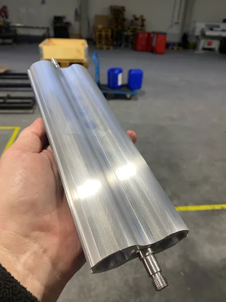 EXTRUDED MILLED PART 0,01 EVRYWHERE