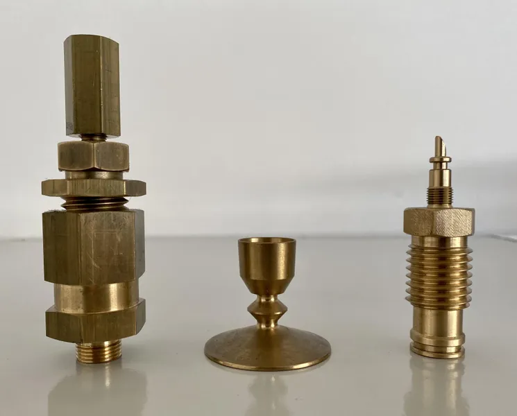 ARTICOLI in OTTONE
