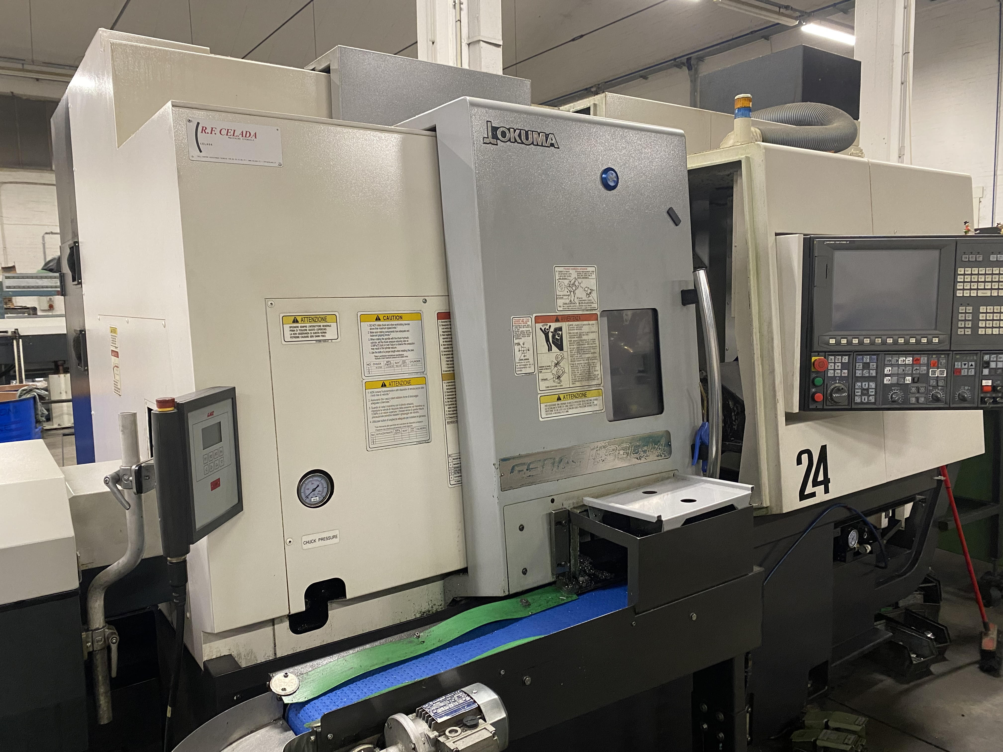 Tornio a CNC GENOS L300 con caricatore aut. LNS