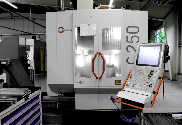 Hermle C250