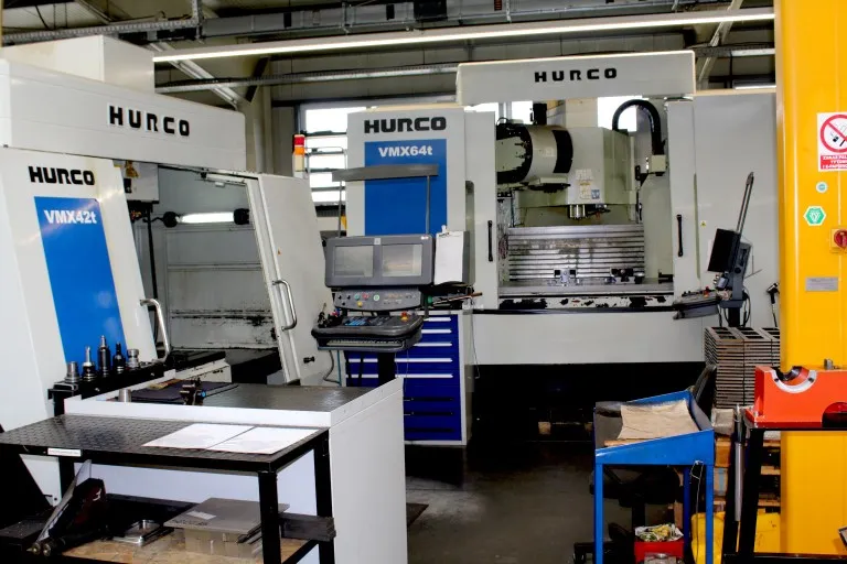 Hurco VMX 42t/VMX 64t